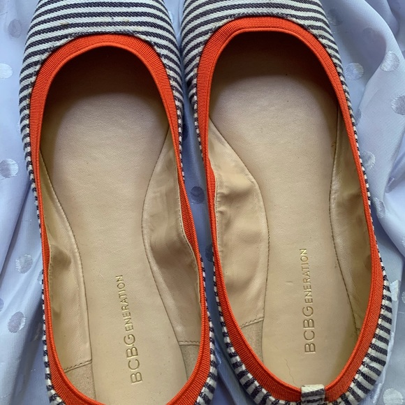 *SOLD* BCBGeneration nautical ballet flats - Picture 3 of 4